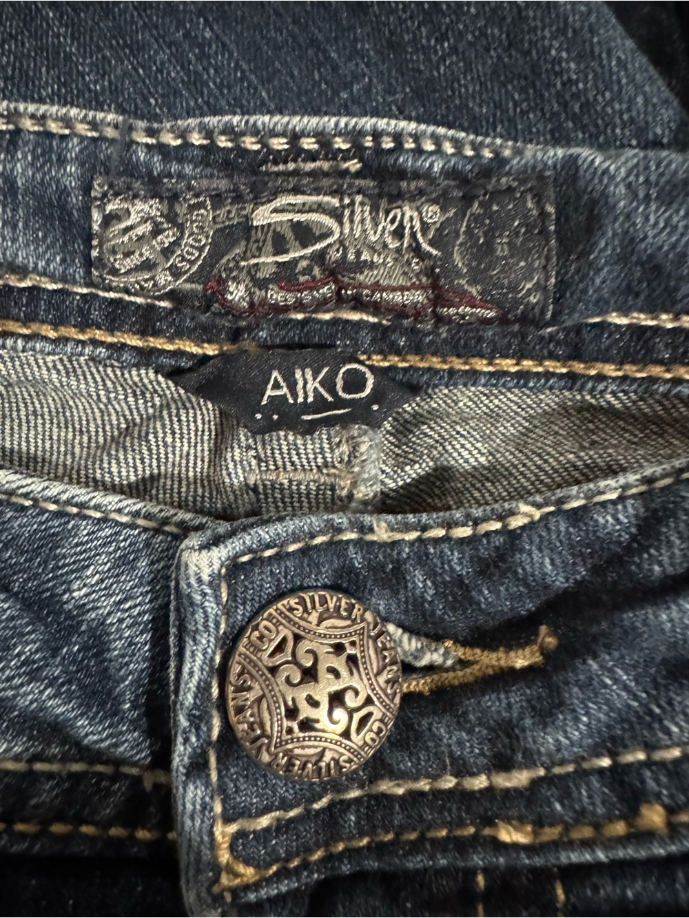 SILVER Aiko Baby Boot Jeans Size 30 Women’s Bootcut Dark Wash Stretch W30” L33” - Picture 5 of 8